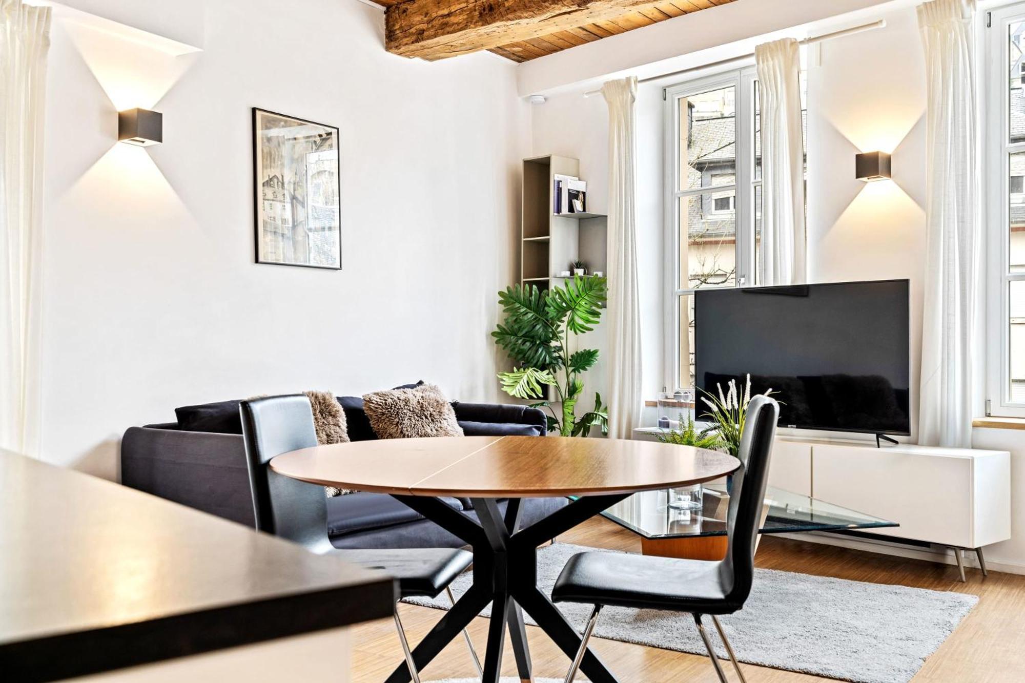 Modern 1Br Apartment In Unesco Grund, Lussemburgo Esterno foto